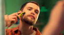 Philips OneBlade QP2724/10 — Apara, Faz o Contorno e Raspa | 3 Pentes (1/3/5 mm), Uso Seco ou Molhado, Bivolt