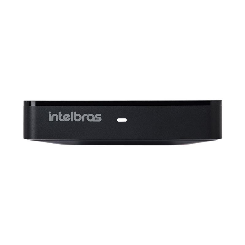 Detalhe frontal da caixa Intelbras Izy Play com logo Intelbras e LED indicador